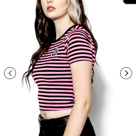 COPY - Blackcraft Cult Cropped Baby Tee XL EUC - Picture 2 of 10